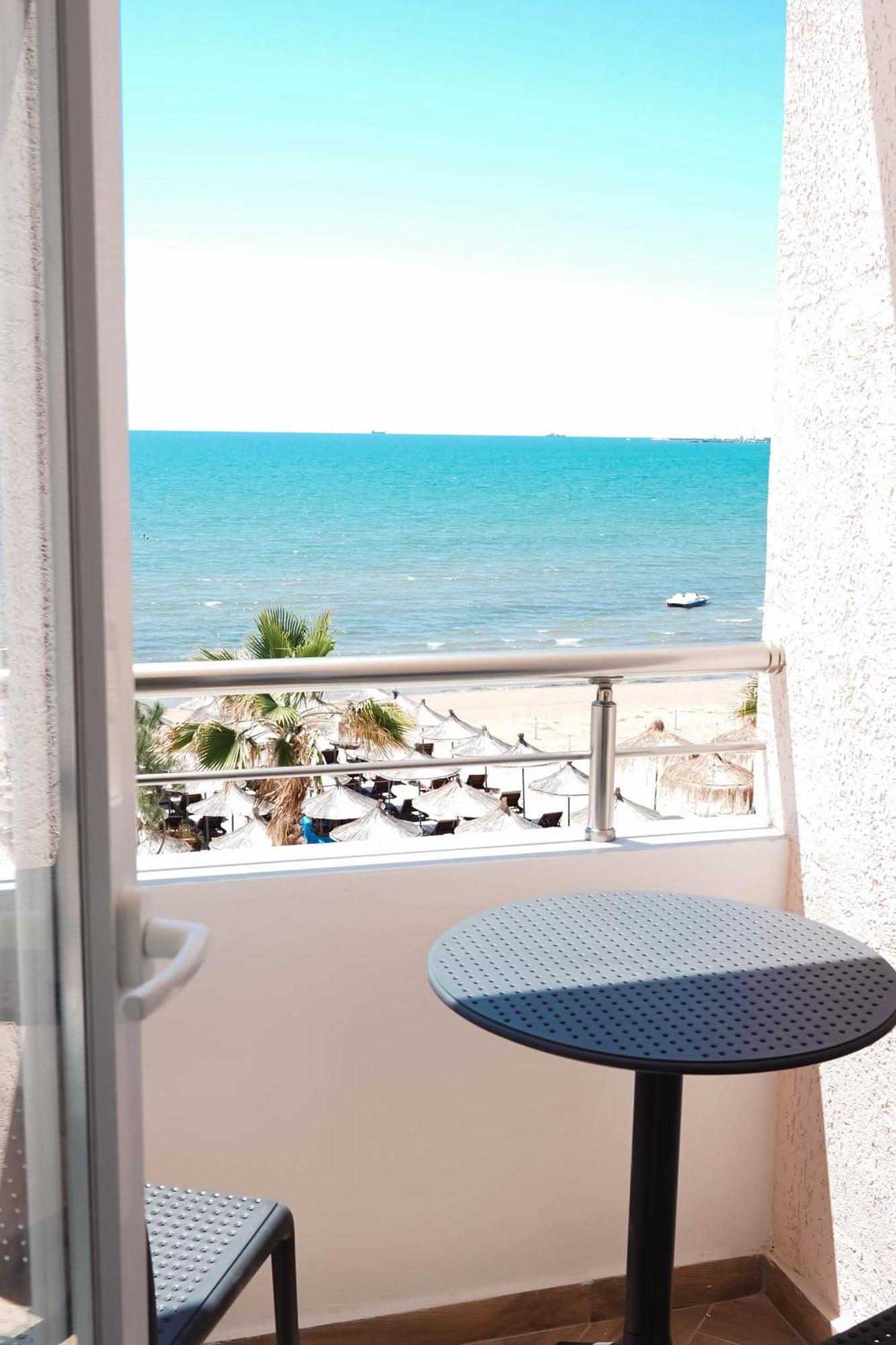 Marina Rooms Durrës Exterior foto